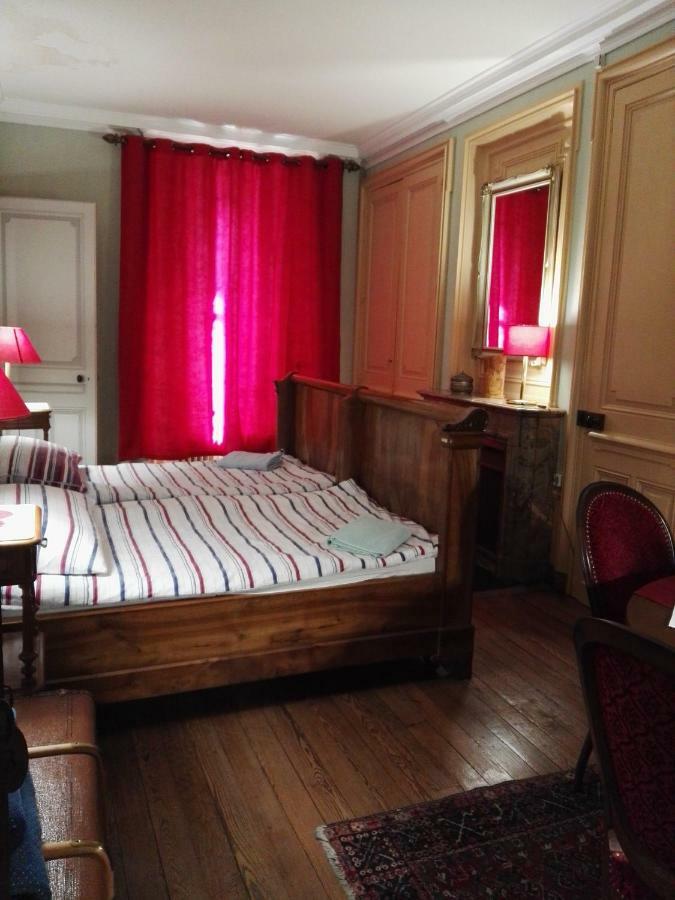 La Garde Chambres D'Hotes Charancieu Eksteriør bilde